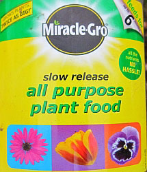 Miracle Gro - гранулированное удобрение медленного действия